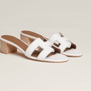 HERMES Epsom Oasis Sandals In Blanc Size 35 1/2 NEW